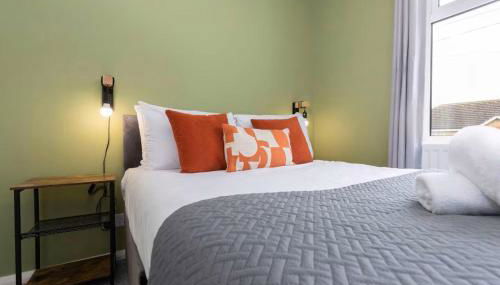 DiscountsContractorsWIFIFree ParkingSmart TV - Foto 5, Other