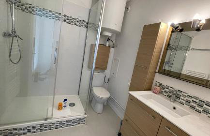 Première ligne - Vue mer exceptionnelle - Accès direct plage - Grand balcon - Parking privatif clos - Tout à pieds - Foto 9