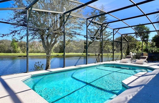 Lovely Lakeside 4-bed Pool Home At Villa Sol-3125 4 Bedroom Home by RedAwning - Foto 20