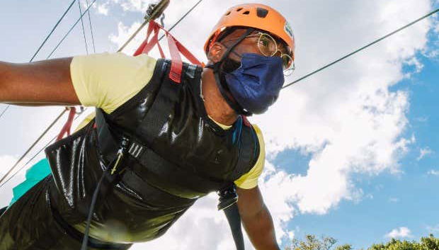 Tirolina El Monstruo - Foto 3, Disfrutando de las vistas desde la tirolina