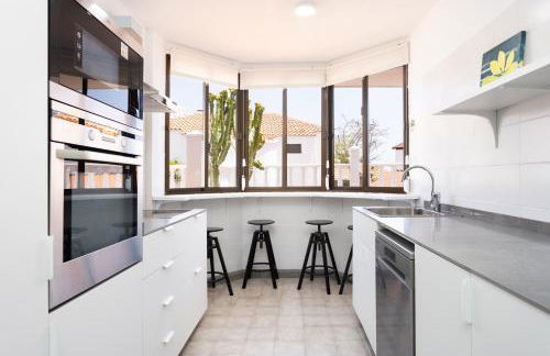 Home2Book Comfort Getaway Terrace & BBQ, Radazul - Foto 4