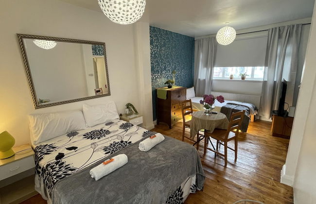 Lovely Flat Near Train Station and Central London - Foto 18