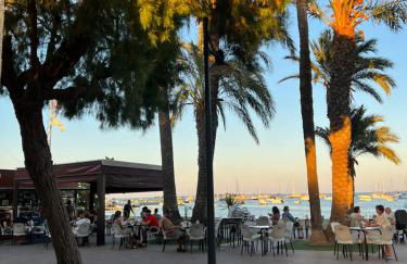 Air-conditioned Elisa Apartment with spacious sunroof lounge and swimming pool - Foto 37