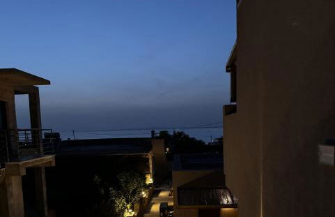 Viento Boutique - Photo 37