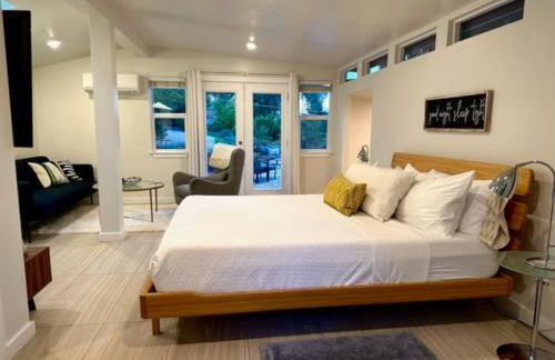 King Bed-Peaceful Modern Cottage-Garden Setting - Foto 1