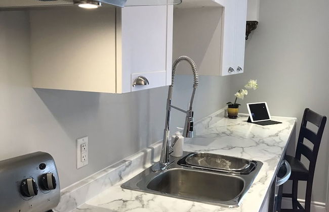 Ottawa Center 1 Bedroom Apartment near Bank St - Photo 3