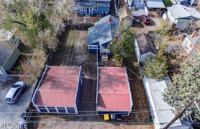 City Center Cottage Netflix, Mtns & Adventure! - Photo 24