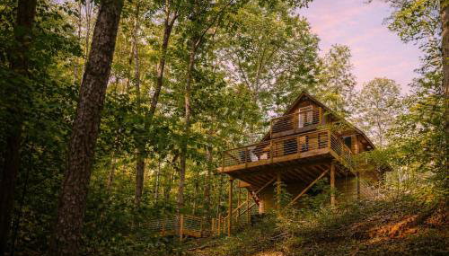 Romantic Cabin, Hot Tub, Lake Access, OutdoorLiving! - Photo 2