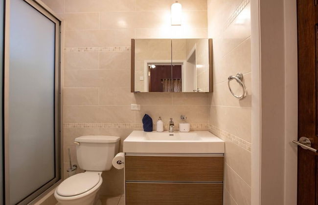 3 Bed Villa, Sleeps 6, Pool, Priv Patio - Foto 10