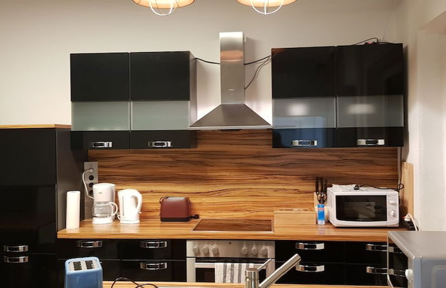 Spacious House - Photo 6