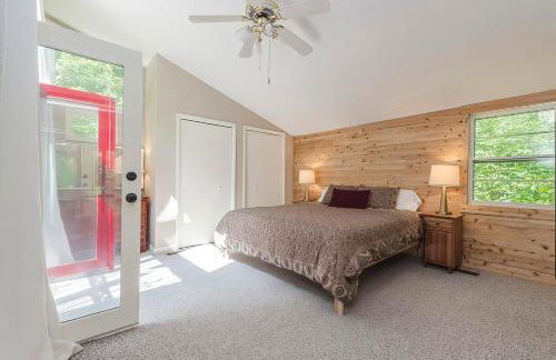 Secluded Oasis w Hot Tub, Screened-in Porch, WiFi! - Foto 15