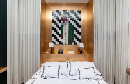 Casa Morgana - The Pantheon Balcony Suite - Photo 5