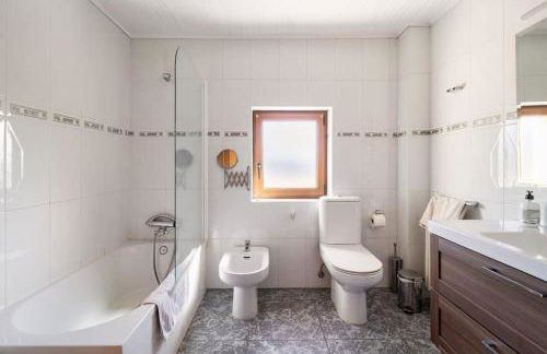 Casa Los Mozos, a 9 kilómetros de Santander y a 6 de Cabárceno - Foto 18