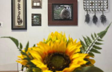 The Jailer's Cottage * Entire Home * Sleeps 12 - Foto 13