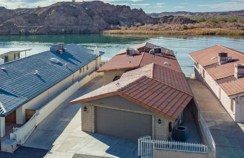 Moovalya Keys | Spacious Riverfront Retreat • Private Dock - Foto 49