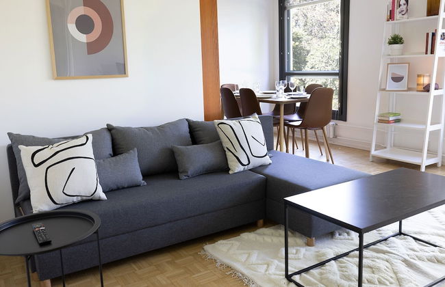 2ndhomes 2BR Center Apartment w Balcony - Foto 20