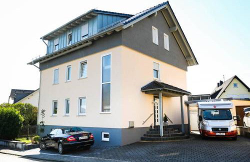 Ferienwohnung Bartesch in Elz bei Limburg an der Lahn - Foto 2