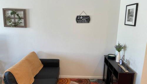 Embrace the Harmony of Nature and Urban Living - Foto 3