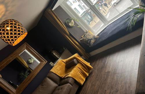 Apothecary Hall - Snowdonia - Photo 1