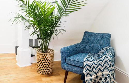 Stunning Forsyth Park Victorian - Walk to it all! - Foto 11