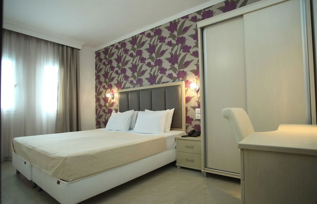 Naias Beach Hotel - Foto 9