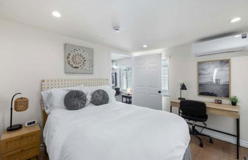 Private 3BR Home - Hot Tub, Yard, Arcade & Parking - Foto 69