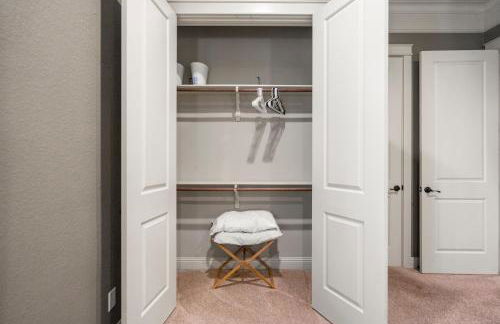 Luxury Waterfront Home Family and Pet Friendly Near Surfside Beach 11 Mins - Foto 37