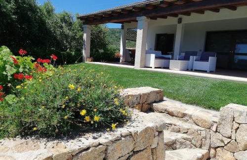 La Sima villa con piscina vista mare San Pantaleo Sardegna - Foto 45