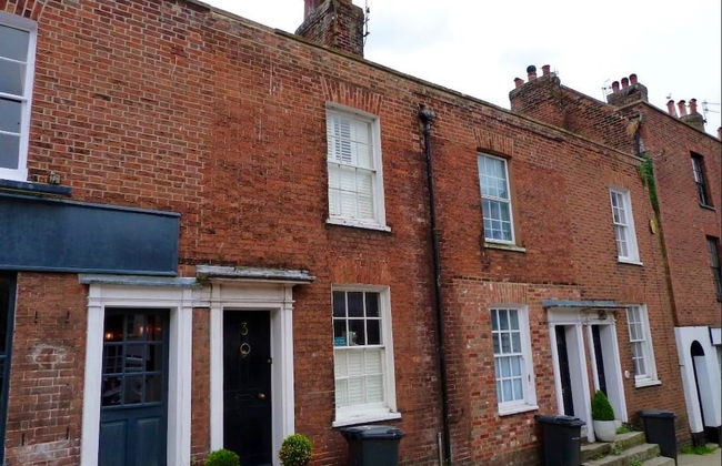 The Cottage Next Door - Foto 1