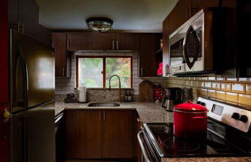 The Captain's Landing - 4 bedroom - 2 bathroom - Outdoor soaking tub - Adventure home - Foto 8