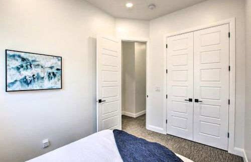 Modern Mountain Escape Near Slopes, Lakes and Trails - Foto 13