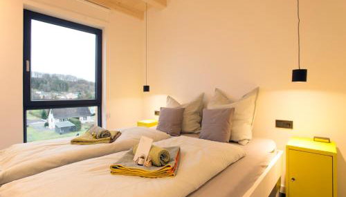 Modernes, ökologisches Design Ferienhaus in der Eifel Vulkaneifel I 2 Schlafzimmer, Sauna, Yoga & Kaminofen, schnelles WLAN & Arbeitsplatz - Foto 5