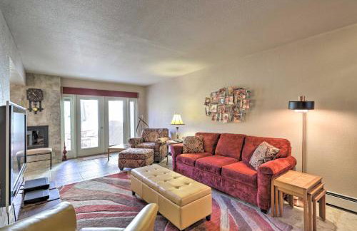 Grand Junction Golf Course Condo w/ Balconies - Foto 4