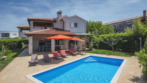 Villa in Novigrad with Pool near Beach - Foto 3