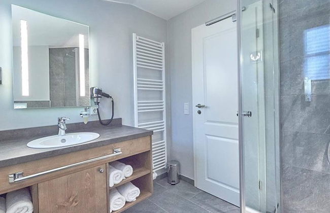 Semi-detached Houses, Turf House - Photo 69