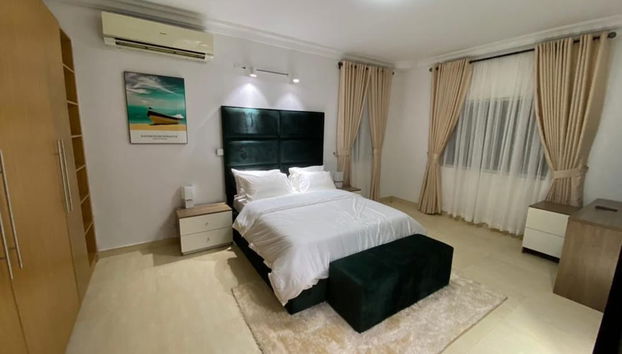 Charming and Spacious 3 Bed in Lekki Phase1 - Foto 4, Habitación
