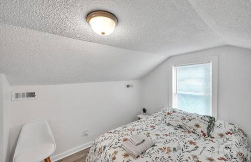 Quiet Family Home - Downtown, Pet Friendly, 4 Beds - Foto 26