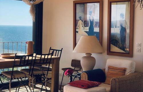 Belle Villa VUE MER EXCEPTIONNELLE PISCINE PRIVÉE 3 mn PLAGES et CALANQUES - Foto 17