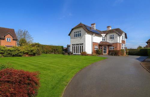 Spacious 4-Bed Home - Oswestry - Families & Groups - Foto 1