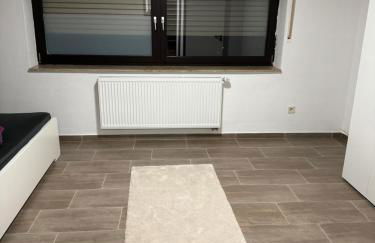 Wohnung mit Küche, Fernseher, WLAN und Parkplatz - Brian - Foto 7