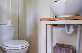 Finest Retreats - Hay and Hedgerow Glamping - Foto 18