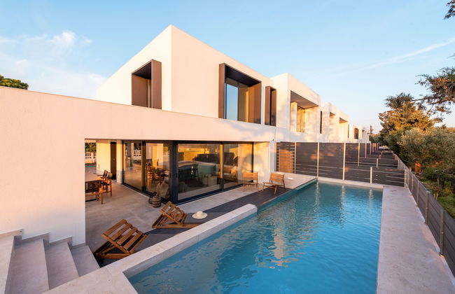 Serene seafront villas - Photo 1