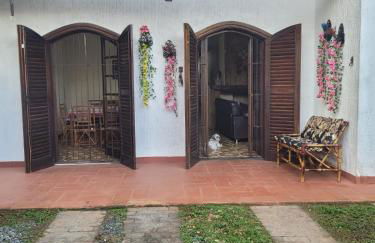 Casa 5 quartos ar cond piscina churrasqueira a 550 m da praia - Foto 5