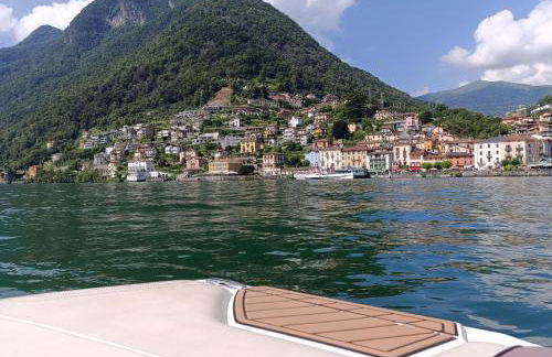 Casa Hygge - Lake Front - Photographer's Art Home - Photo 54