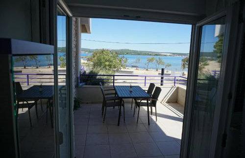 Villa Lavanda - family friendly, beachfront - Photo 46