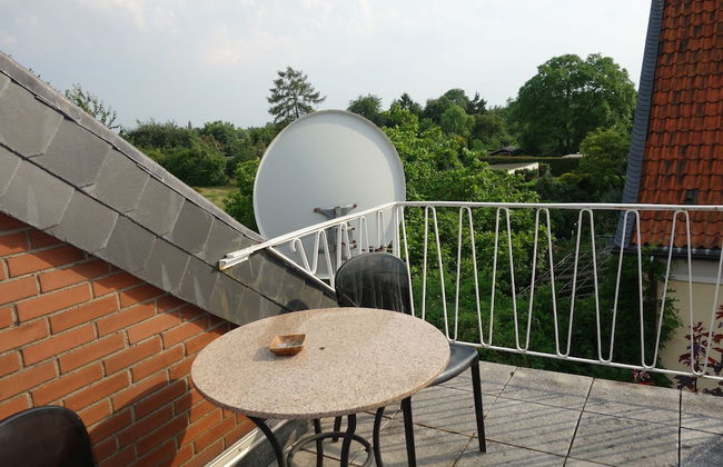 Tolstov-Hotels Generous 3 Room Apartment - Photo 1