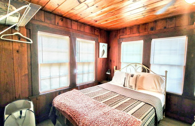 Edgewater Resort - Photo 18