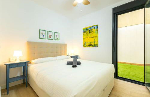 Charming 2 Bedroom Apartment with FREE PARKING close to Torre del Oro by Ocityzen - Foto 34