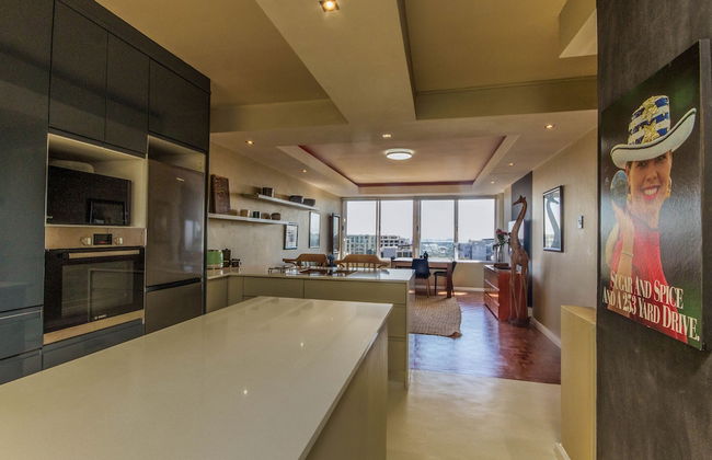 Green Point 2 Bedroom Apartment With Enclosed Balcony and Stunning Views - Foto 11