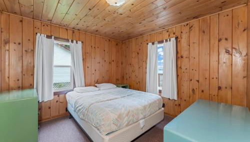 TB 2 Thunder Bay Resort Cabin 2 - Photo 3